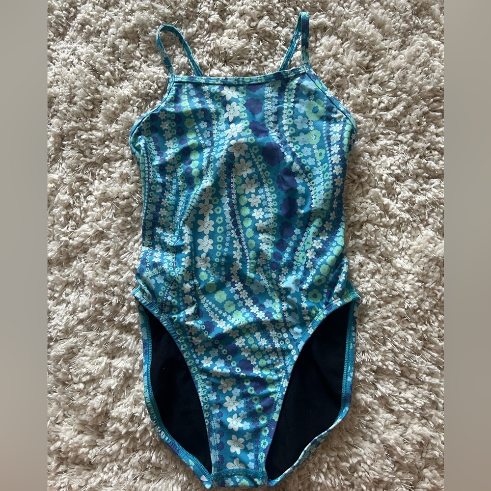 Jolyn SAVVY 1 piece NWT